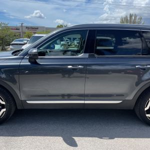 صورة 4 لـ 2024 KIA TELLURIDE S