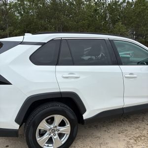 TOYOTA RAV4 - 9