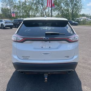 FORD EDGE SEL - 7