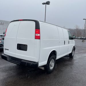 CHEVROLET EXPRESS CARGO 2500 - 8