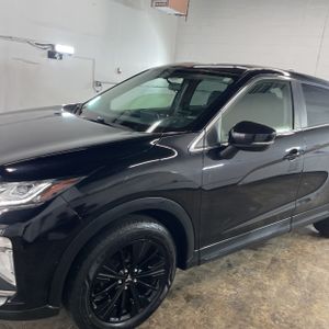 صورة 2 لـ 2018 Mitsubishi ECLIPSE CROSS LE