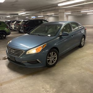 HYUNDAI SONATA - 1