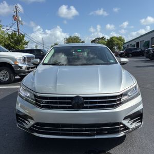 2018 Volkswagen PASSAT 2.0T R-LINE — миниатюра 14