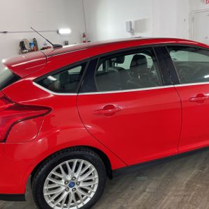 FORD FOCUS SEL - 9