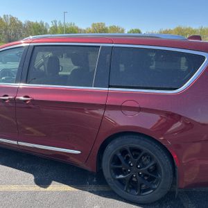 CHRYSLER PACIFICA LIMITED - 6