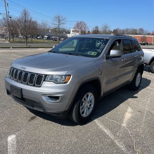 JEEP GRAND CHEROKEE LAREDO E - 1