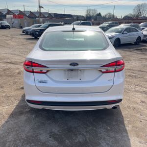 FORD FUSION ENERGI SE LUXURY - 7
