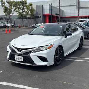 TOYOTA CAMRY - 1