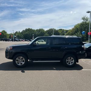 صورة 3 لـ 2018 Toyota 4RUNNER SR5 PREMIUM