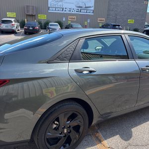 HYUNDAI ELANTRA SEL SPORT - 9