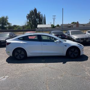TESLA MODEL 3 LONG RANGE - 10