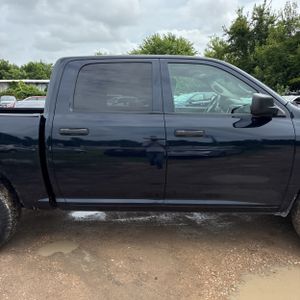 2018 RAM 1500 EXPRESS — миниатюра 11