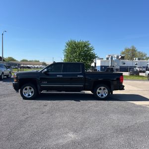 CHEVROLET SILVERADO 1500 - 3