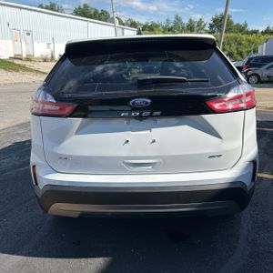 FORD EDGE SEL - 7