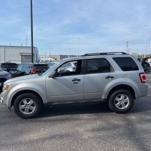 FORD ESCAPE XLT - 3