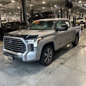 TOYOTA TUNDRA HYBRID CAPSTONE - 1