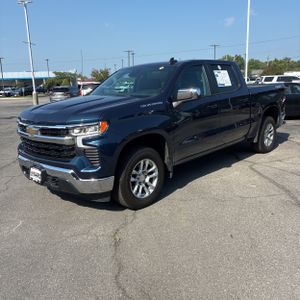 2022 Chevrolet SILVERADO 1500 LT 照片 1
