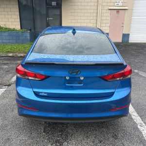 2018 Hyundai ELANTRA SEL 照片 6