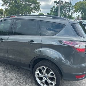 2017 FORD ESCAPE SE 照片 6
