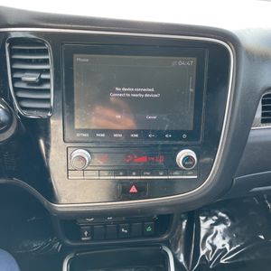 2020 Mitsubishi OUTLANDER SEL — миниатюра 37