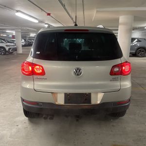 VOLKSWAGEN TIGUAN SE 4MOTION - 7