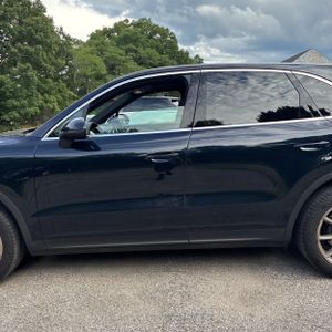 2020 Porsche CAYENNE BASE — фото 4