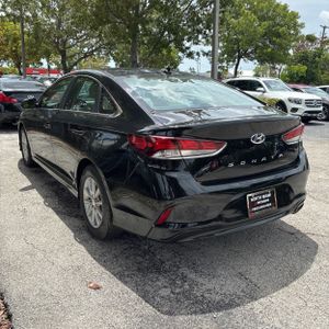 2018 Hyundai SONATA SE — фото 5