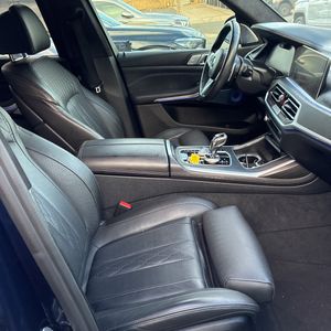 2021 BMW X7 M50I — фото 29