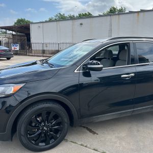 KIA SORENTO S V6 - 2