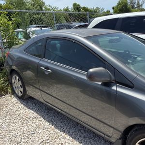 2010 Honda CIVIC LX 照片 9
