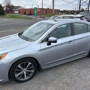 SUBARU LEGACY 3.6R LIMITED - 2