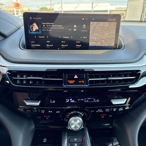 صورة 40 لـ 2023 Acura MDX SH-AWD W/TECH