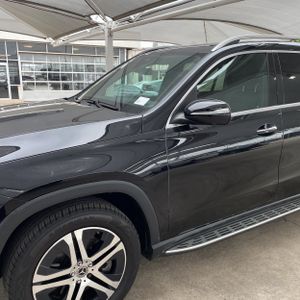 MERCEDES-BENZ GLS - 2