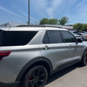 FORD EXPLORER ST - 9