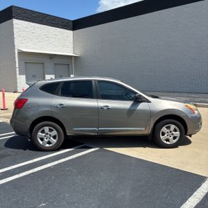 2011 Nissan ROGUE S — фото 10
