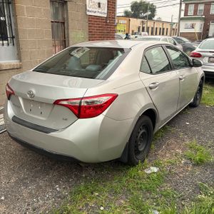 صورة 8 لـ 2016 Toyota COROLLA LE