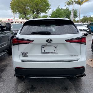 LEXUS NX 300 F SPORT - 7