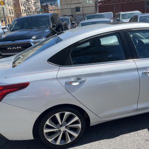 HYUNDAI ACCENT LIMITED - 9