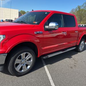 FORD F-150 LARIAT - 2