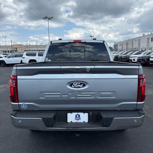 صورة 7 لـ 2024 FORD F-150 XLT