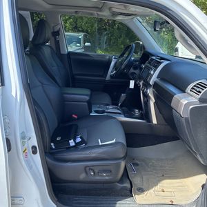 2015 Toyota 4RUNNER SR5 PREMIUM — фото 29