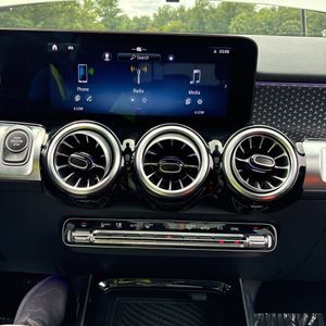 2026 Mercedes-BENZ GLB — миниатюра 38