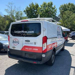 FORD TRANSIT 150 - 7