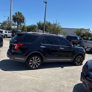 FORD EXPLORER PLATINUM - 10