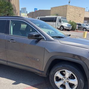 2018 JEEP COMPASS LATITUDE — миниатюра 13