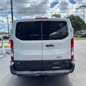 FORD TRANSIT 250 - 6