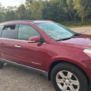 2010 Chevrolet TRAVERSE LT photo 13