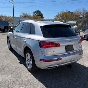 AUDI Q5 2.0T PREMIUM - 5
