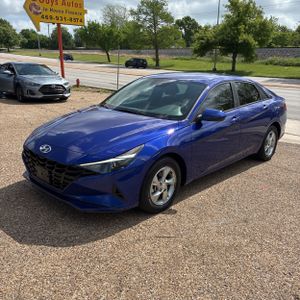 HYUNDAI ELANTRA SE - 1