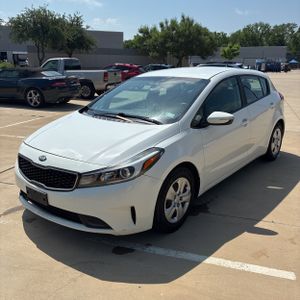 KIA FORTE5 LX - 1
